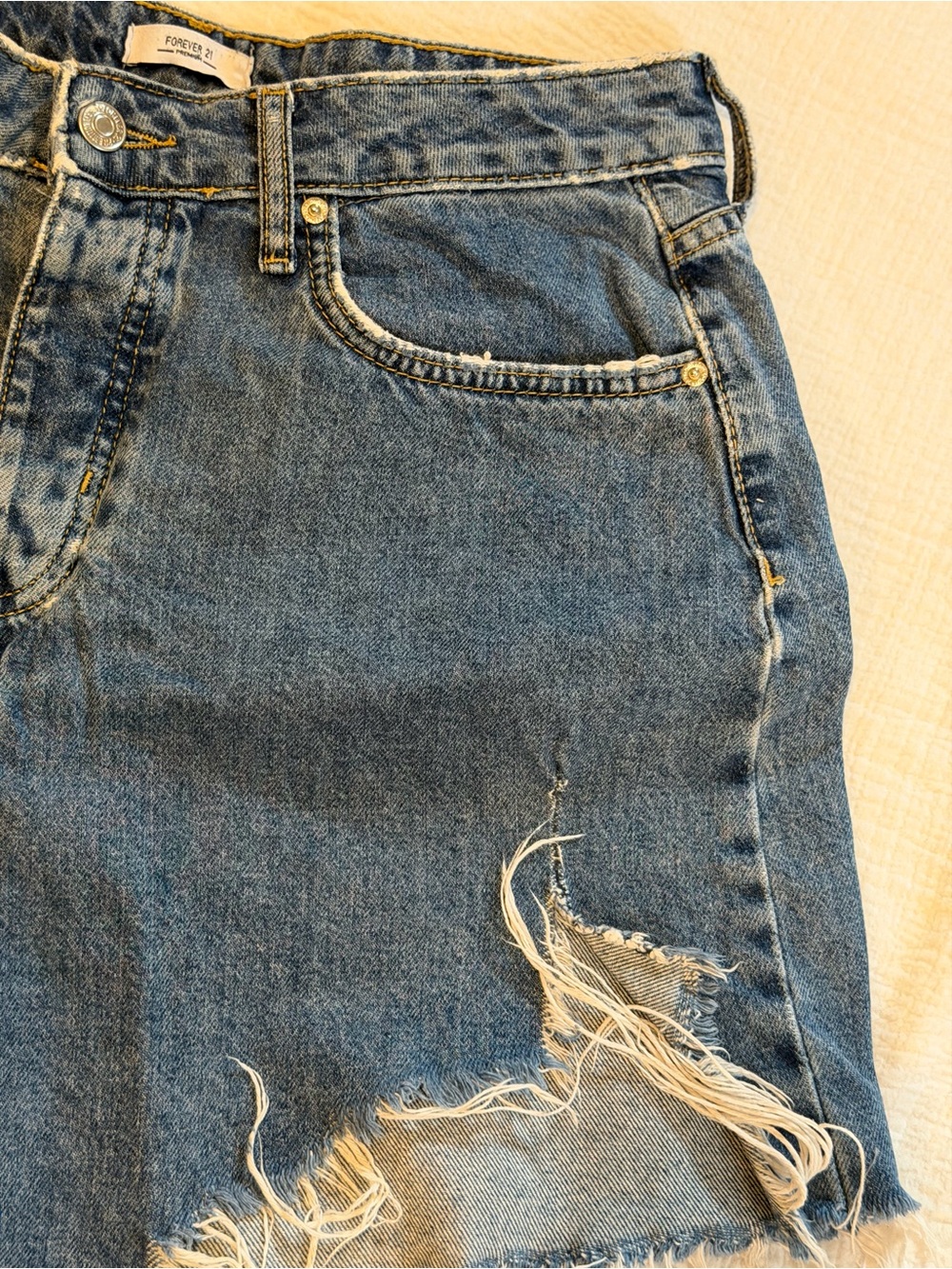 Forever 21 Women's Blue Ripped Boyfriend Jeans